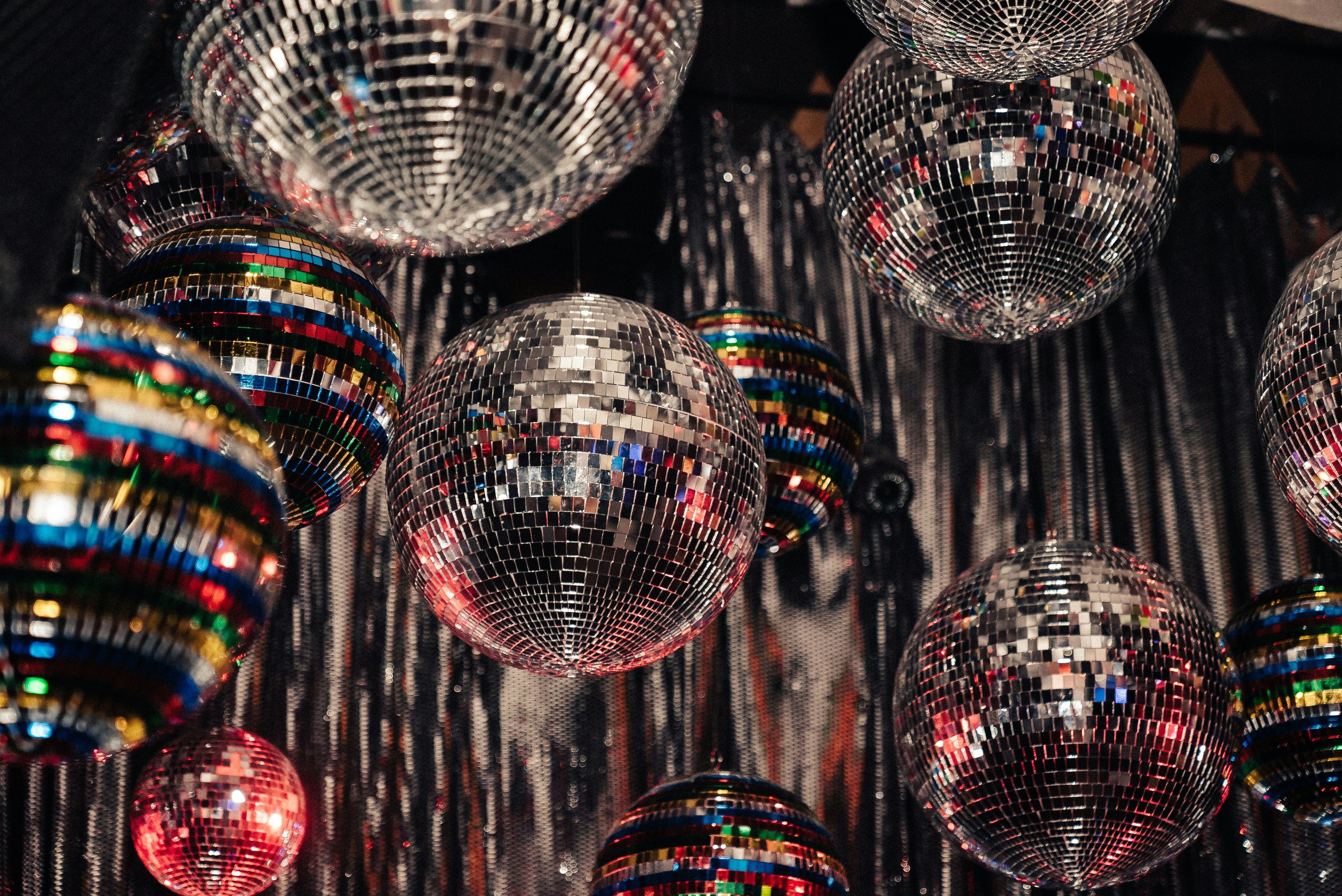 Matthew LeJune / unsplash.com Nachberichterstattung: “Marketing tanzt!" im Volksgarten Pavillon